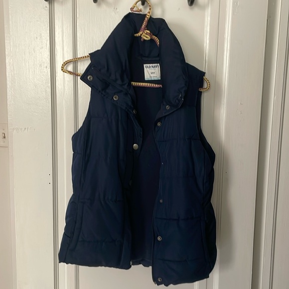 Old Navy Jackets & Blazers - Navy puffer vest EUC